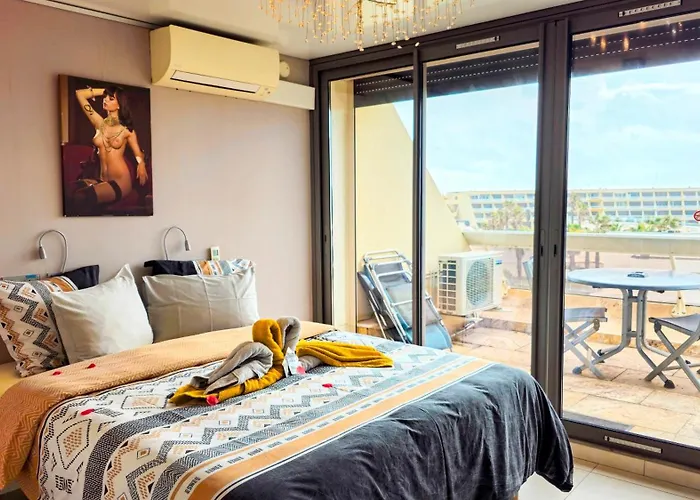 Capsexy Heliopolis Sea View Naturist Village Apartment *