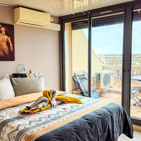 Capsexy Heliopolis Sea View Naturist Village Apartment *