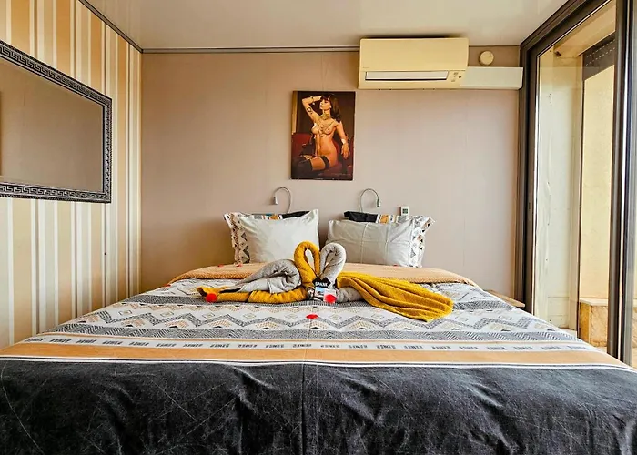 Capsexy Heliopolis Sea View Naturist Village